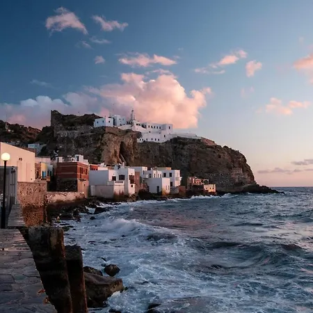 Nisyros Stone House With Roof Terrace. Ferienhaus